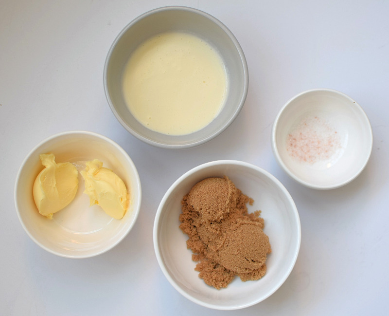 Caramel sauce ingredients
