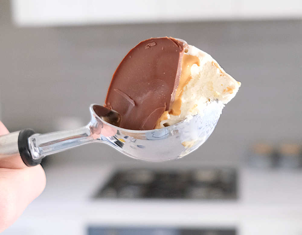 A scoop of Luxe Salted Caramel.